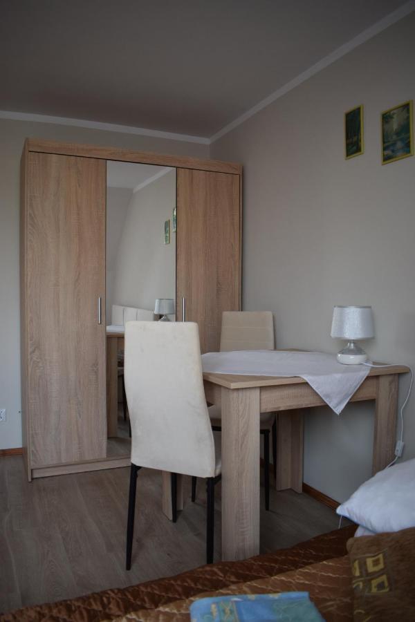 Appartement Pokoje U Emilii à Kąty Rybackie Extérieur photo