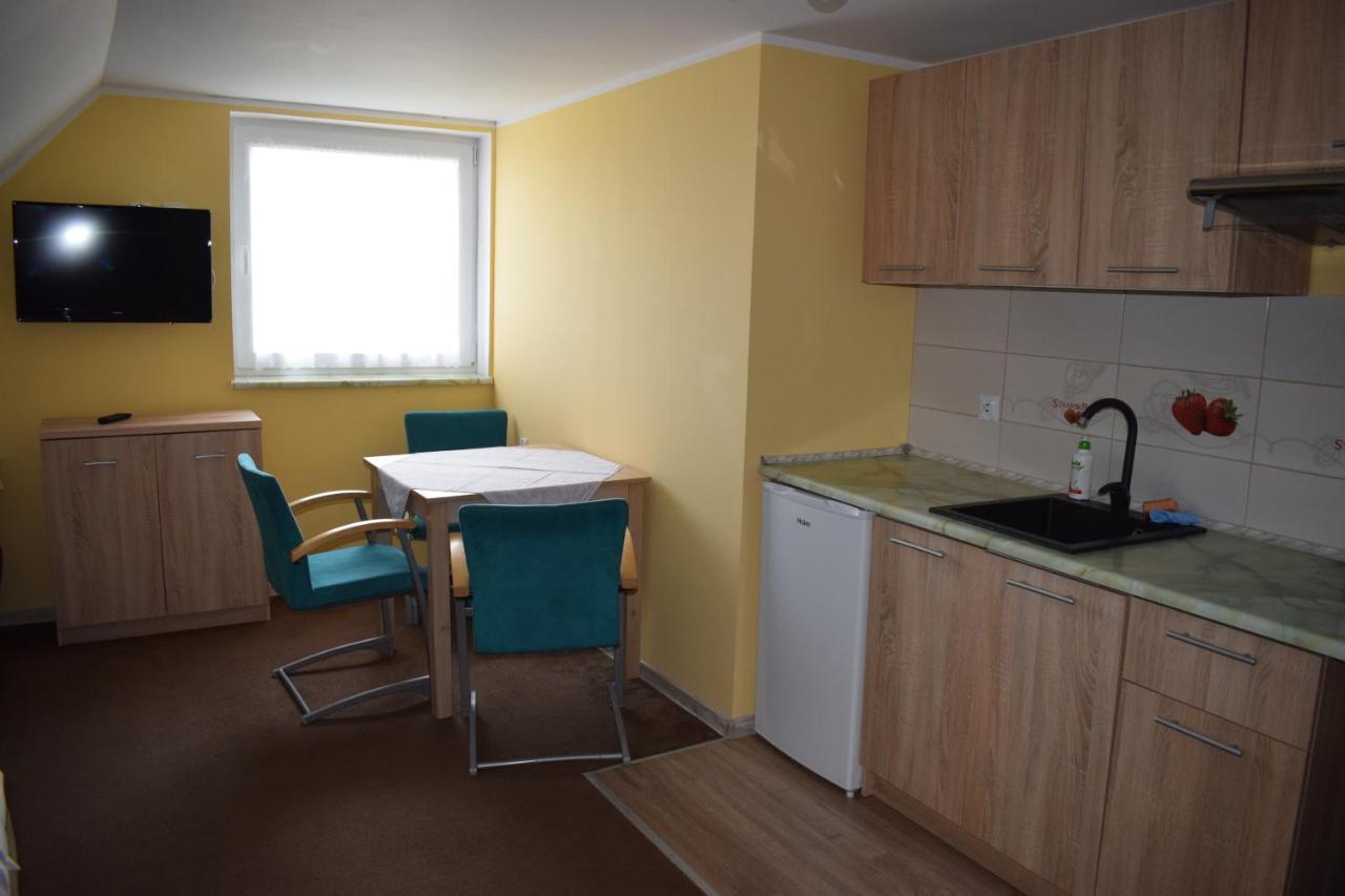 Appartement Pokoje U Emilii à Kąty Rybackie Extérieur photo