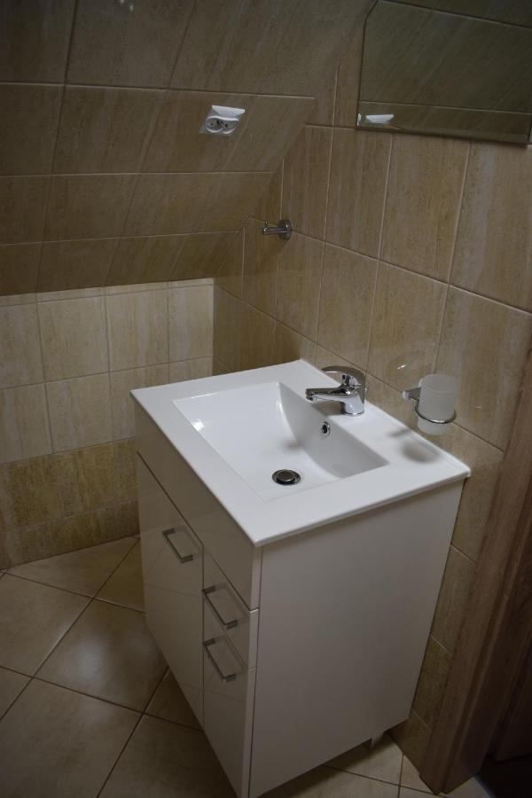 Appartement Pokoje U Emilii à Kąty Rybackie Extérieur photo